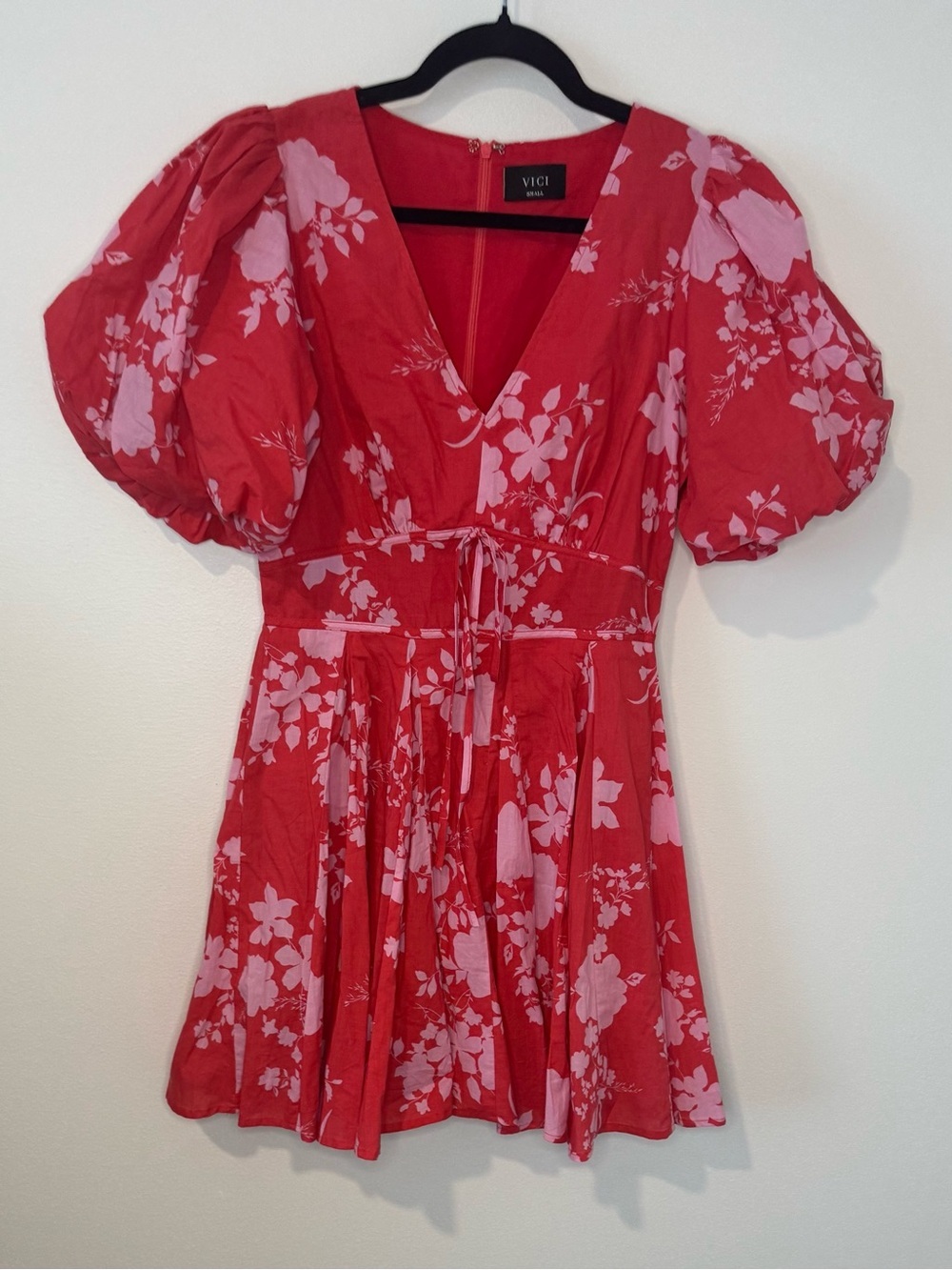 VICI Romantic Floral Mini Dress Small Puff Sleeve V-Neck Wedding Guest